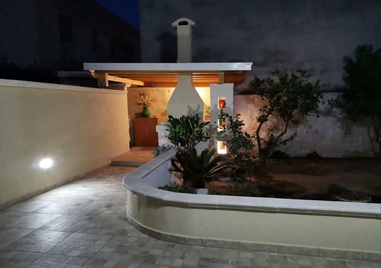 הוילה מונטלבאנו Casa Magnolia מראה חיצוני תמונה
