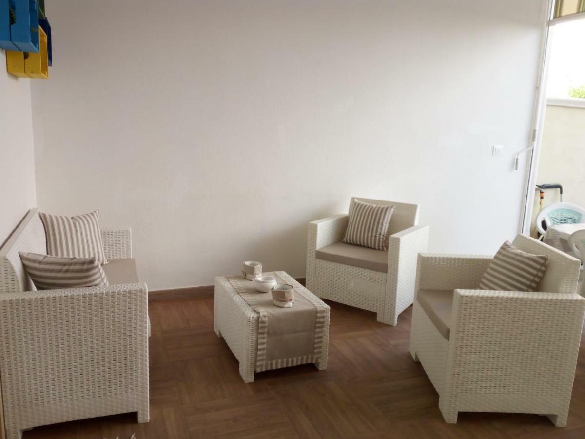 הוילה מונטלבאנו Casa Magnolia מראה חיצוני תמונה