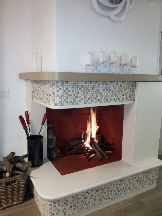 הוילה מונטלבאנו Casa Magnolia מראה חיצוני תמונה